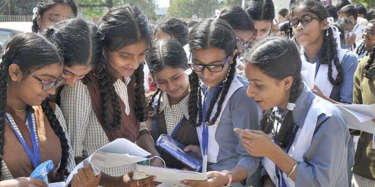 10-Day Crash Course to Ace Class 12 Board Exams: Last-Minute Strategy for Top Scores